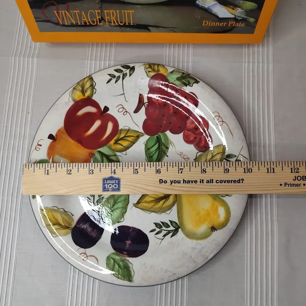 Oneida Kitchen Vintage Fruit Patten 10 5/8